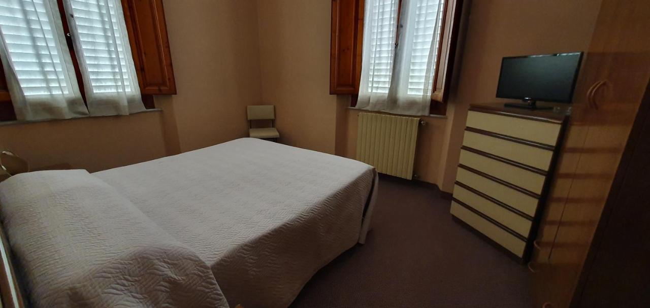 Hotel Giovanna Монтекатини-Терме Экстерьер фото