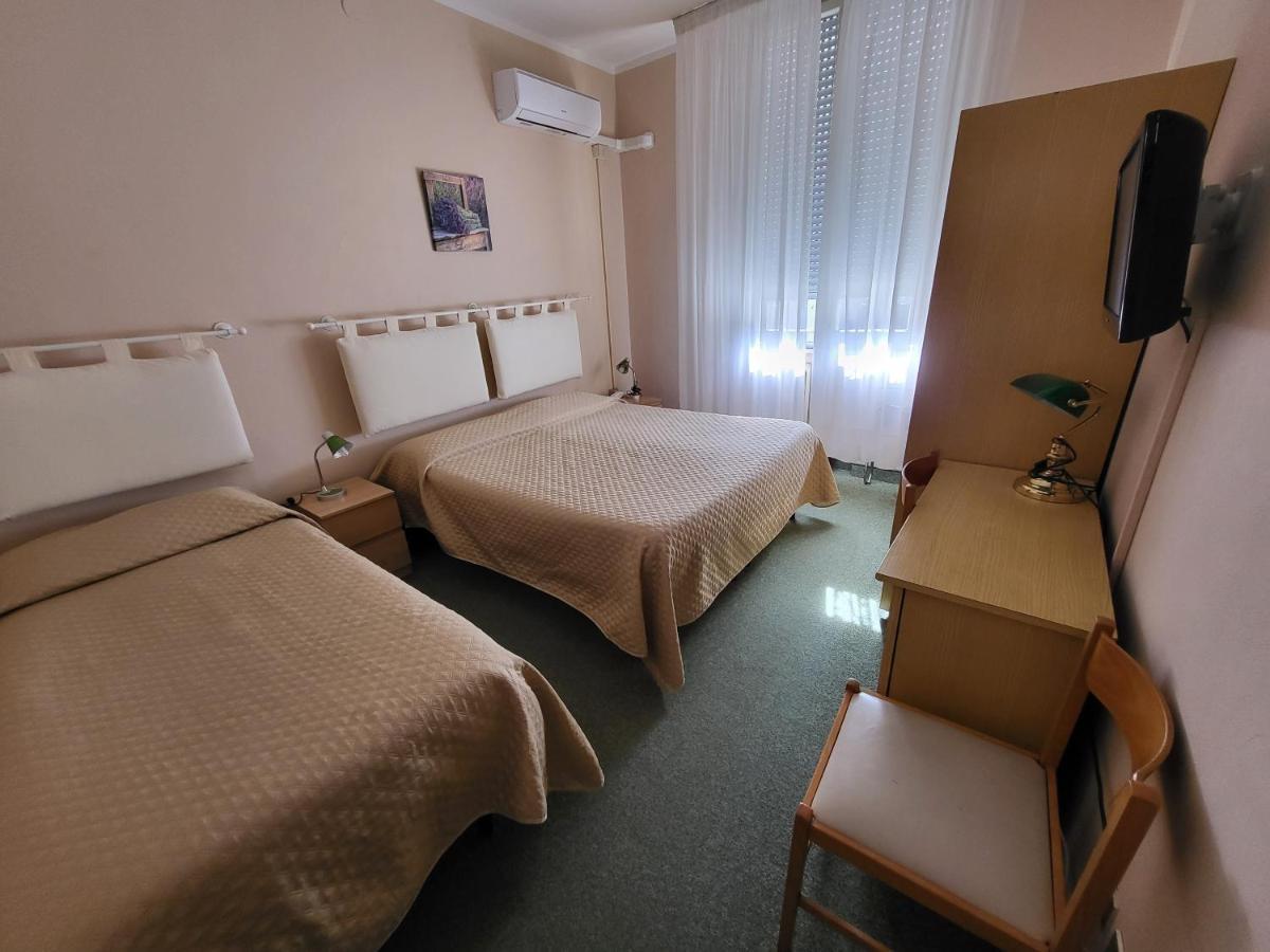 Hotel Giovanna Монтекатини-Терме Экстерьер фото
