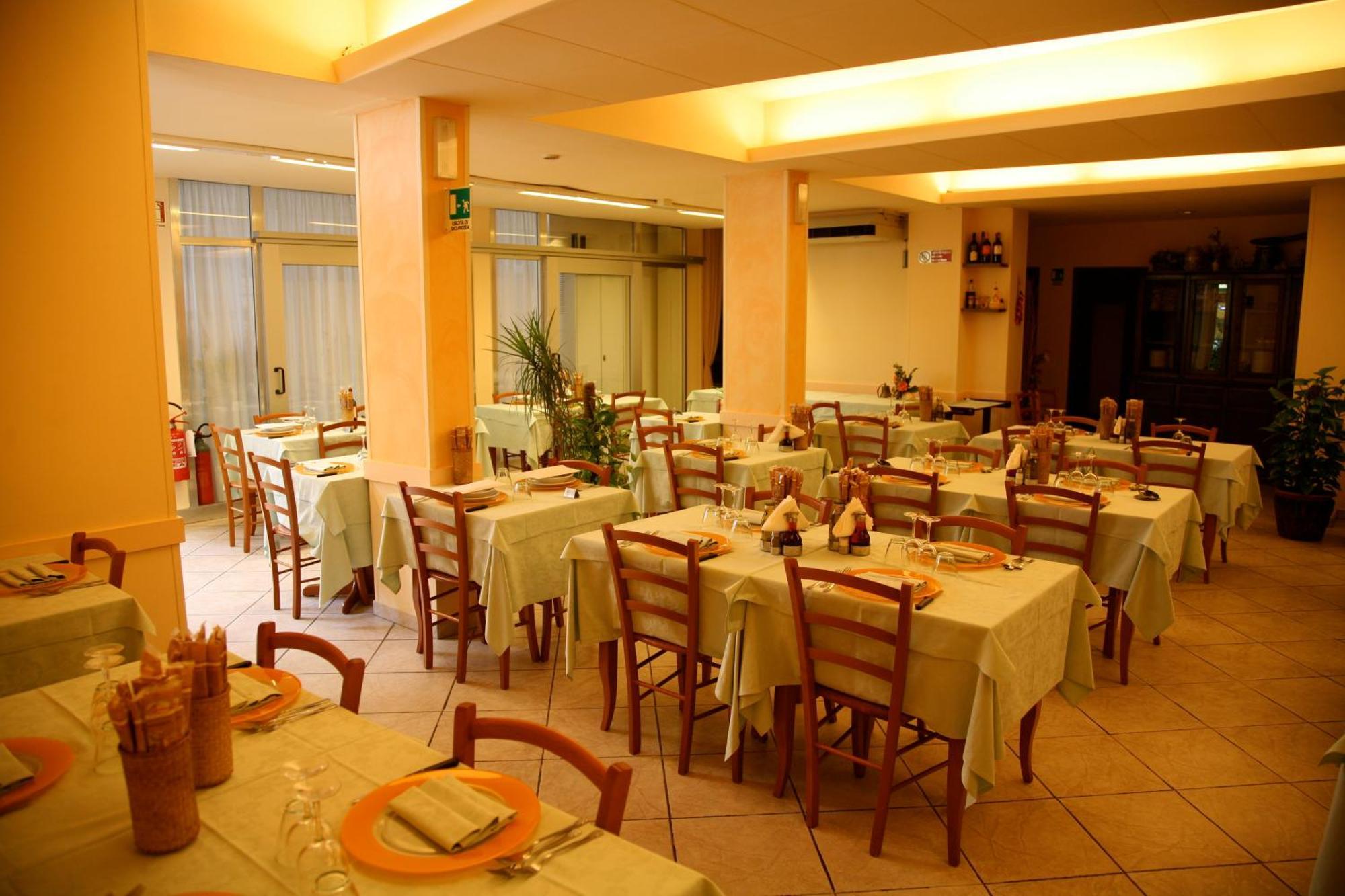Hotel Giovanna Монтекатини-Терме Экстерьер фото
