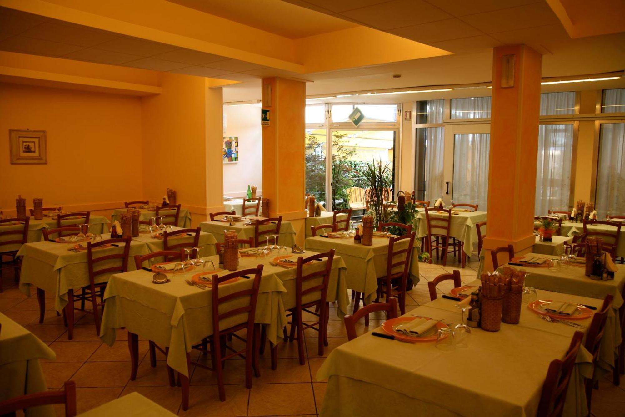 Hotel Giovanna Монтекатини-Терме Экстерьер фото