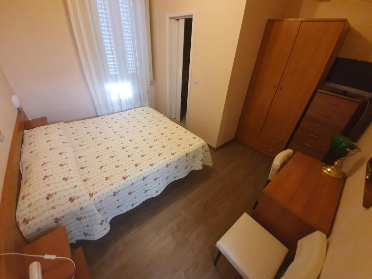 Hotel Giovanna Монтекатини-Терме Экстерьер фото